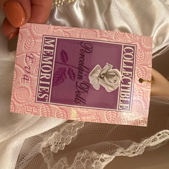 RARE Collectible Memories Porcelain Doll A Limited Collector’s Edition Bride Eva - Picture 12 of 17